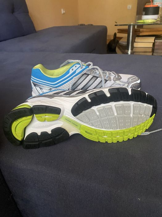 Кроссовки Adidas