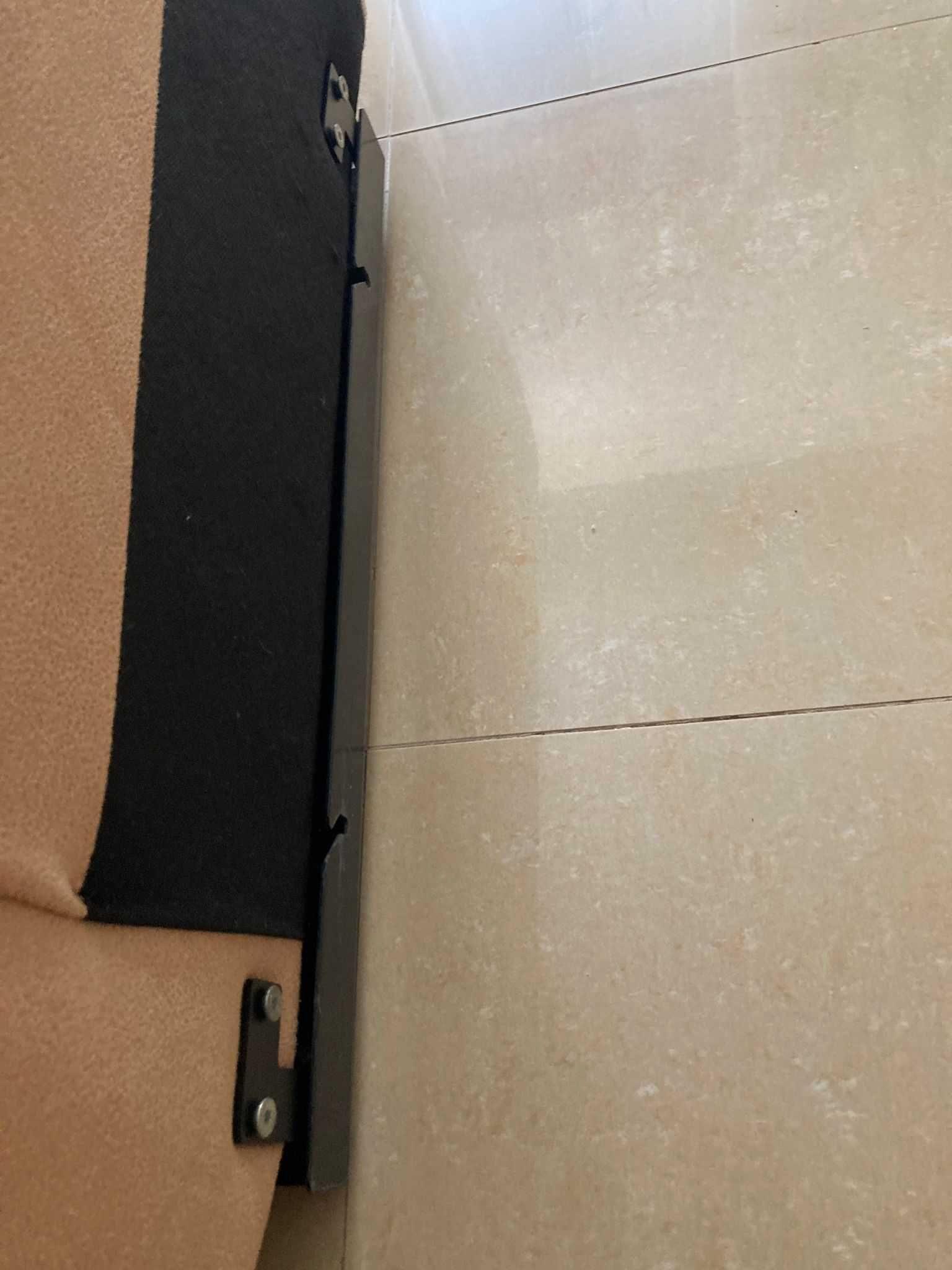 Dois cadeirões de sala pouco usados