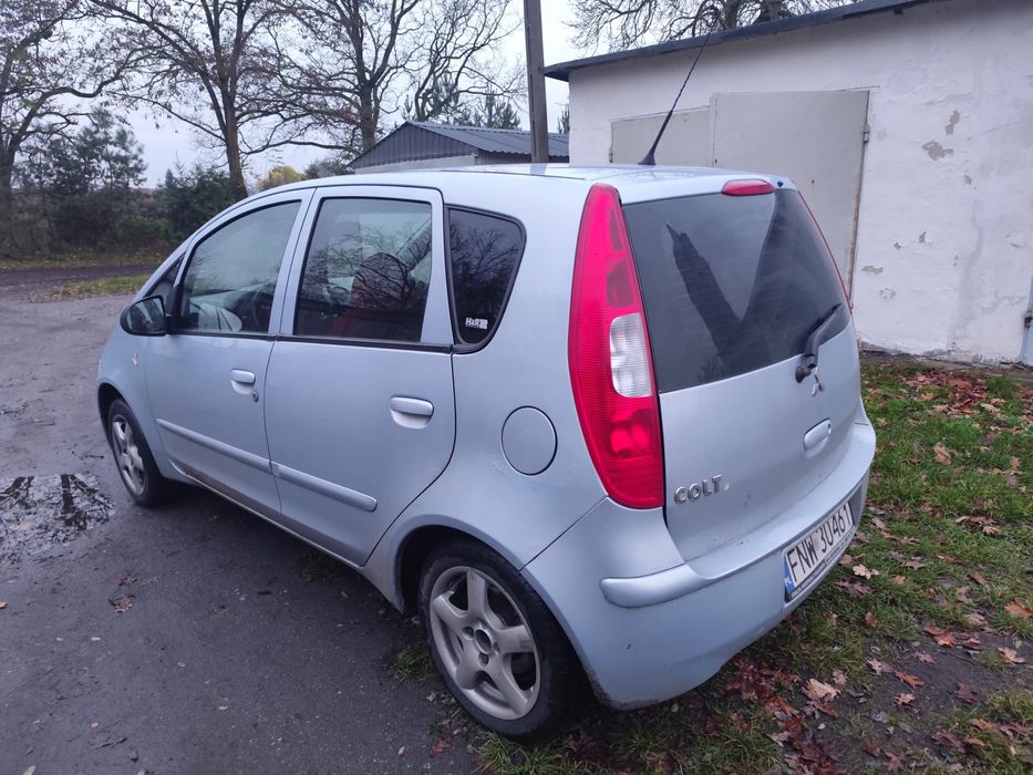 2004r mitshubishi colt