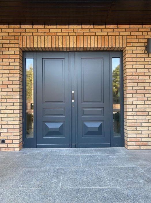 Drzwi zewnętrzne dębowe