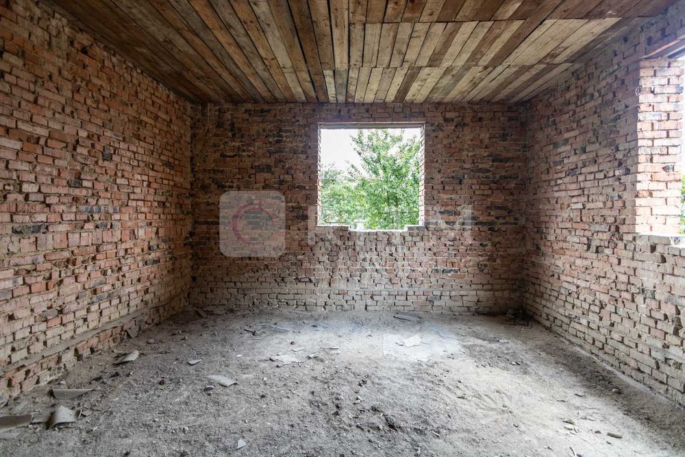 Продається затишний будинок (сирець)