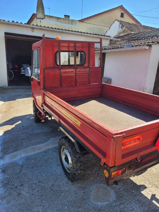 Trator carro Futura motor com 26 cavalos