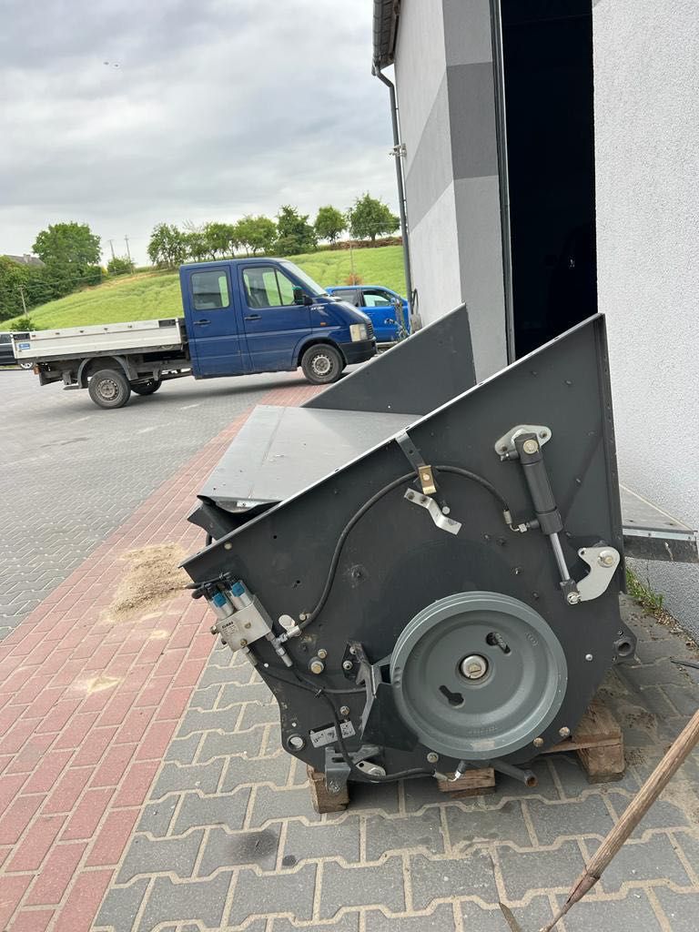Rozdrabniacz słomy (Sieczkarnia) Class lexion 750