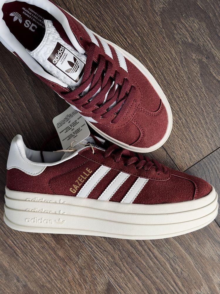 жіночі кросівки Adidas Gazelle Bold