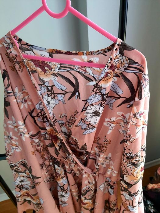 Sukienka boho w kwiaty kopertowa asymetryczna Shein rozmiar S-36