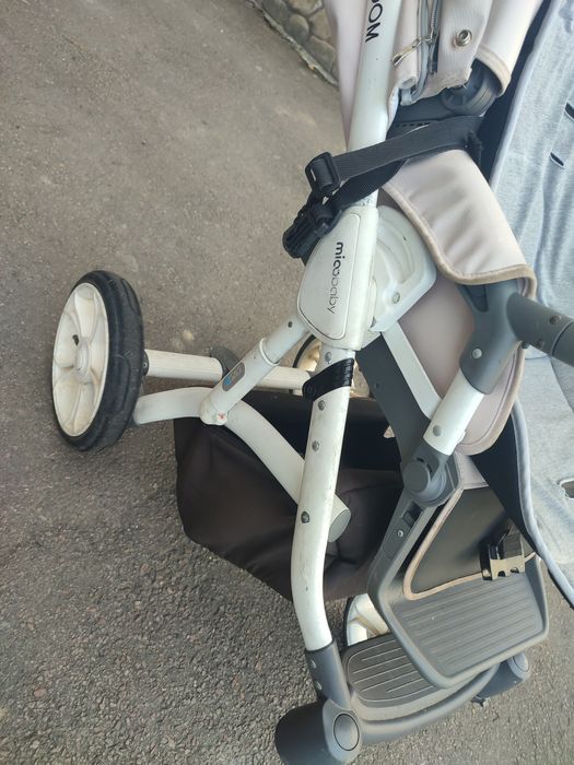 Коляска 3 в 1 на запчастини або під відновлення