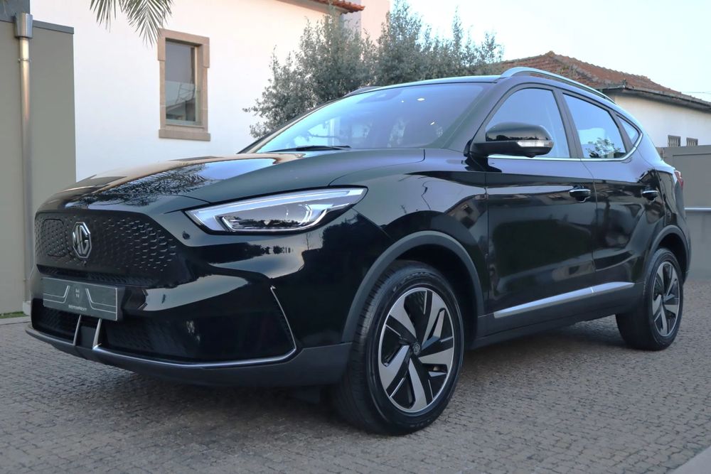 MG ZS EV 72.6 kWh Luxury