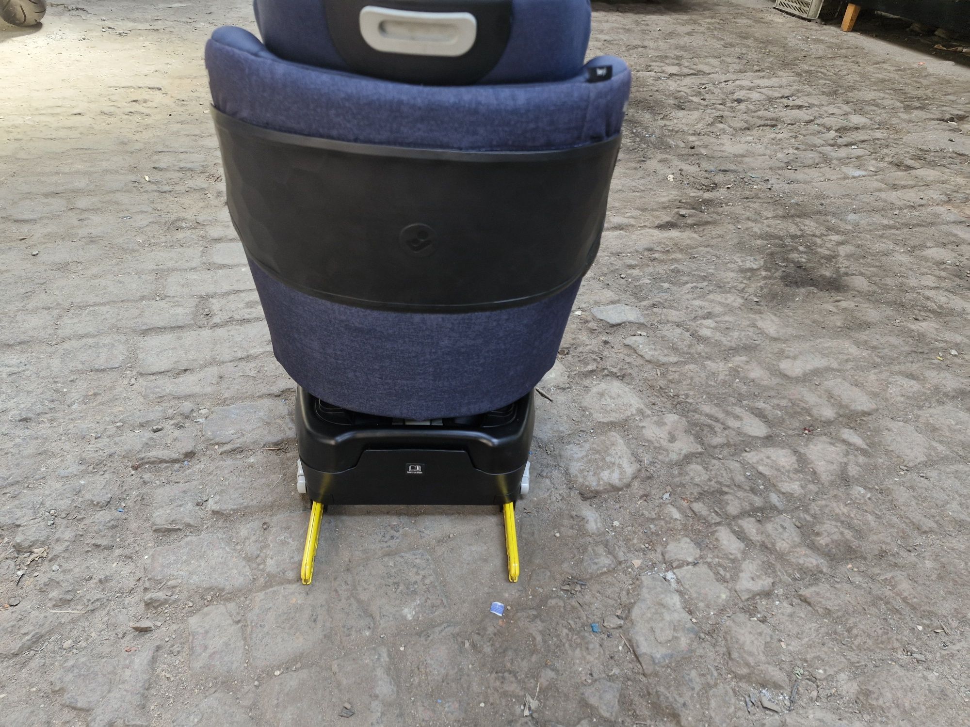 Fotelik maxi Cosi beryl ISOFIX jak nowy