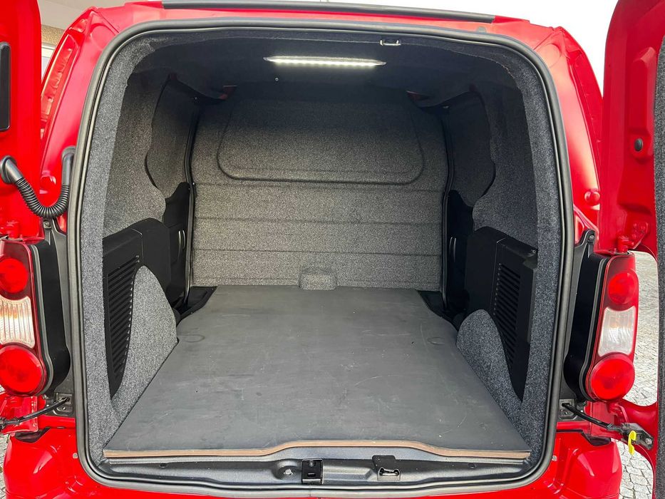 Citroën Berlingo galicia 1.6hdi 100cv 96000KM