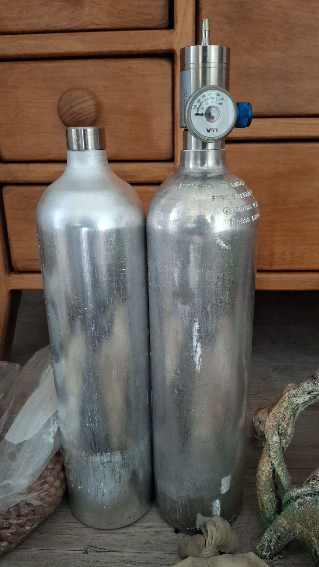 Aquário 120cm e armário com equipamentos