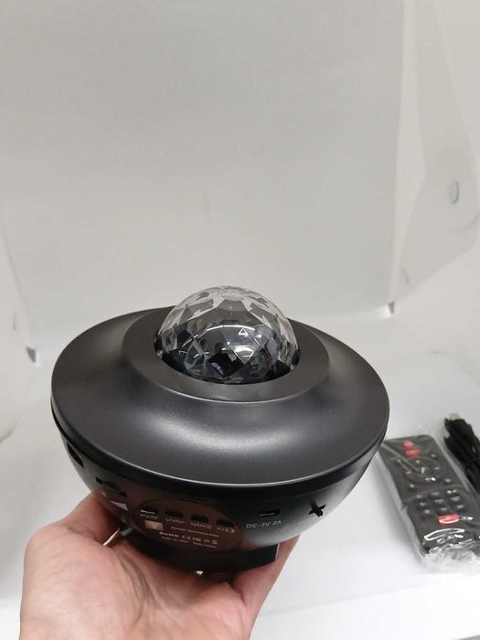 Projetor de Luz com Coluna de Som e Comando (NOVOS)