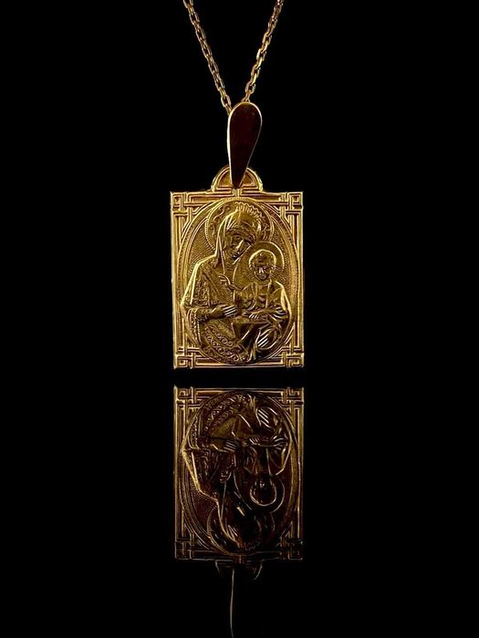 Золота ладанка / Золотая ладанка