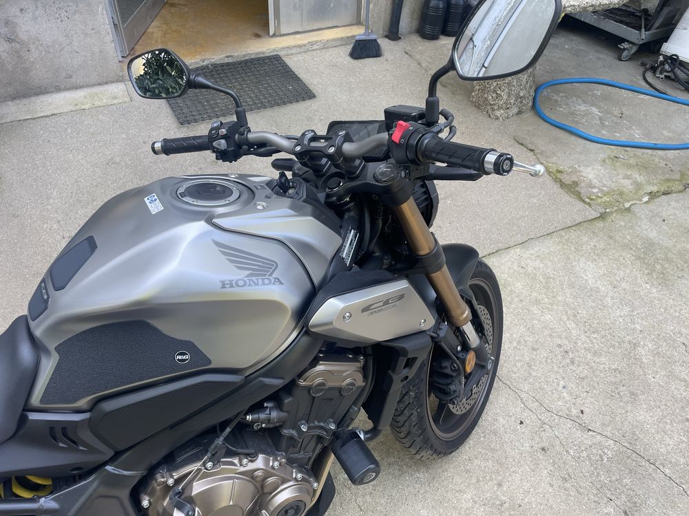 Moto Honda CB650R 70kW