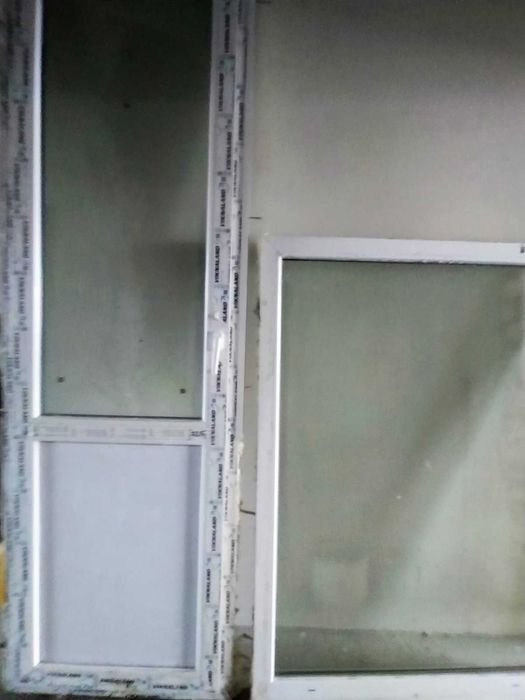 Металопластиковий балконий блок,двері і вікно