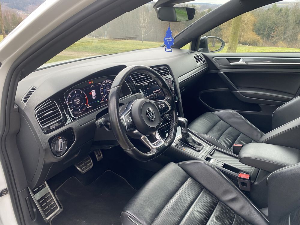 Golf 7,5 gtd. Bogato  wyposażony