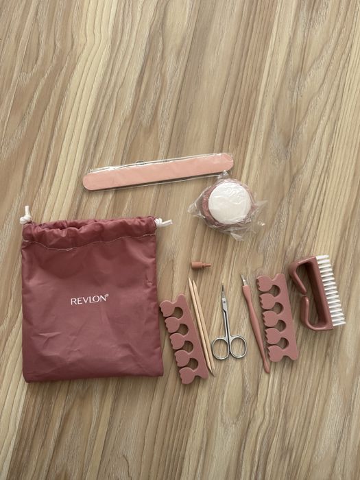 набір для педикюру Revlon