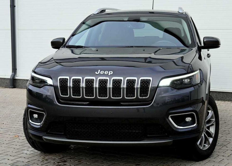 Jeep Cherokee 2020 року