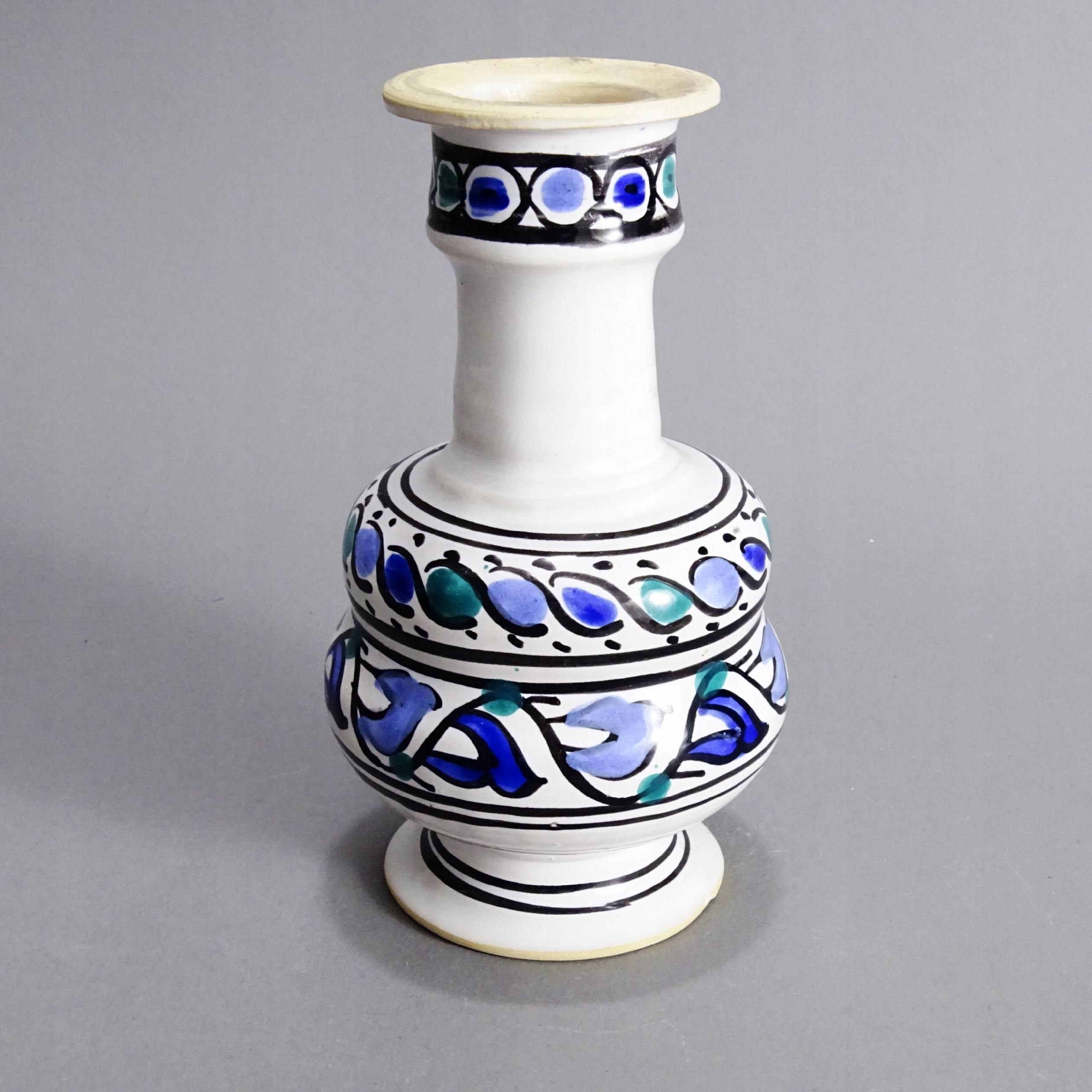 ceramika orinetalna malowany wazon