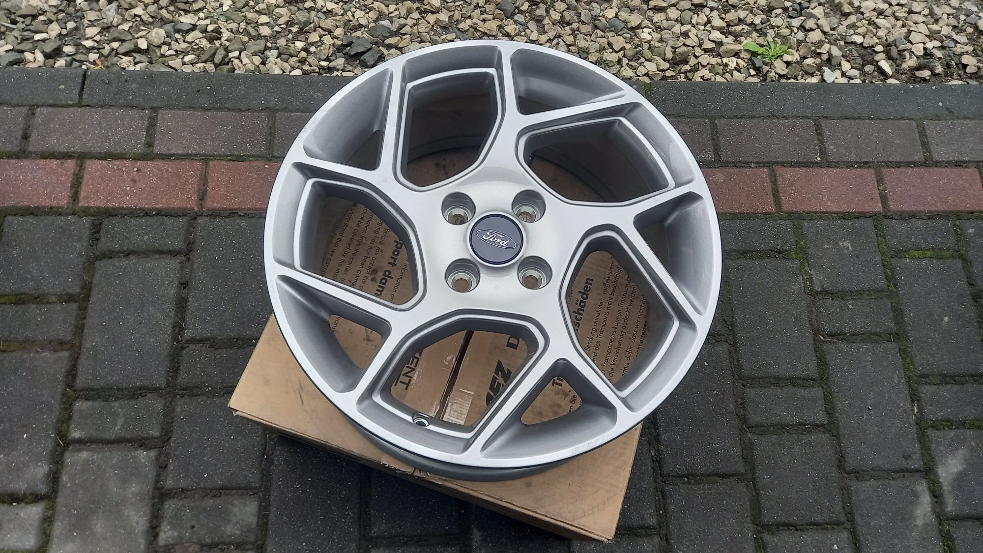 Nowe Felgi Ford Fiesta 17" 7.5J ET 42.5 4x108
