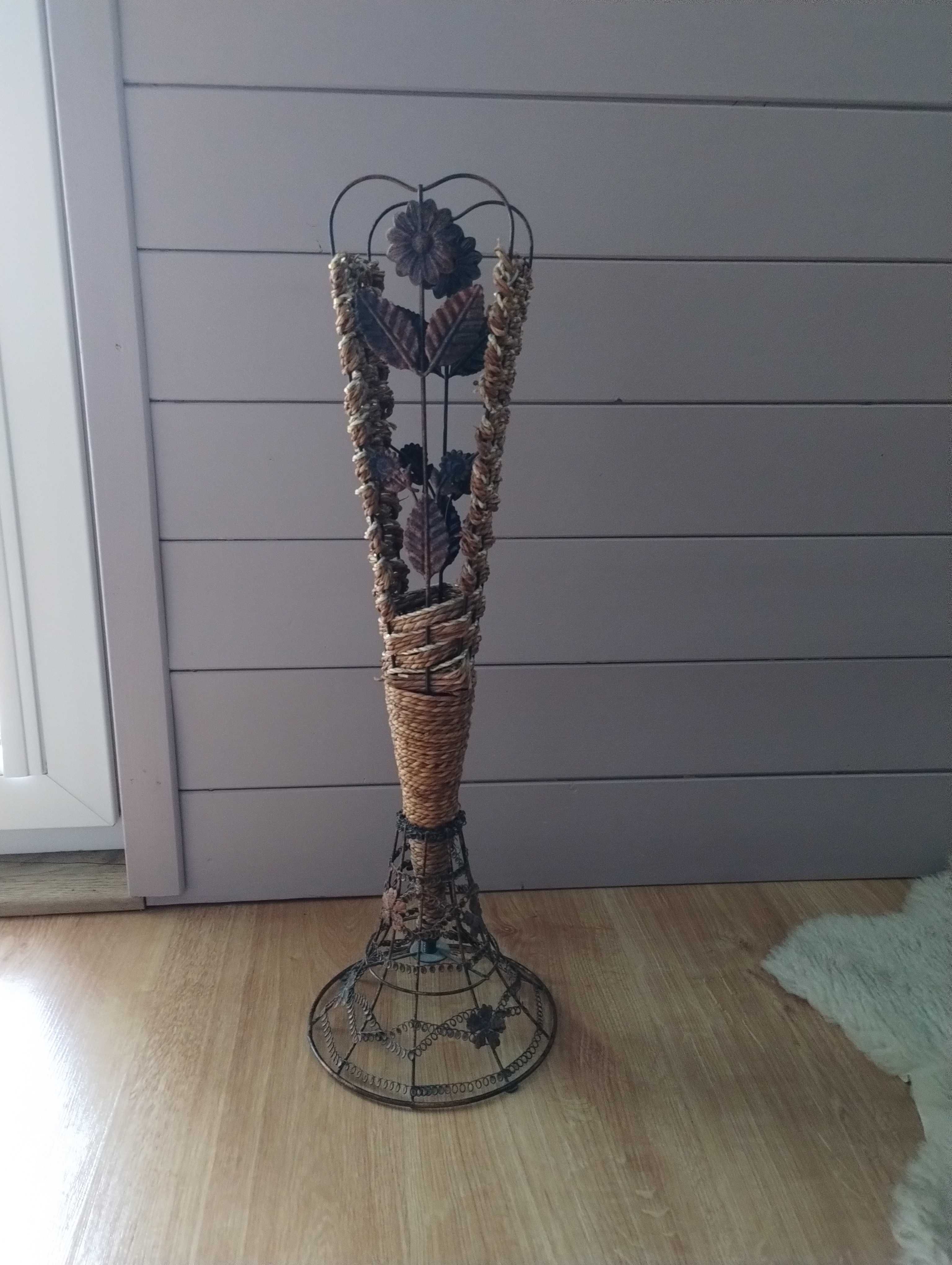 wazon metalowy, ozdobny, dekoracyjny, wyplatany Metaloplastyka