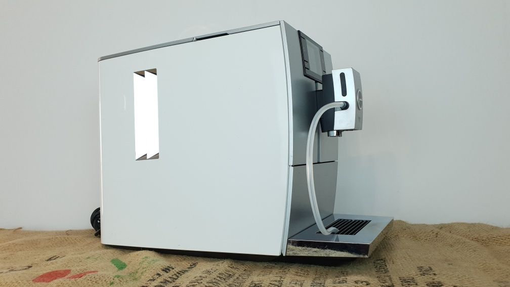 Ekspres JURA ENA 8 Nordic White One Touch Cappuccino Latte