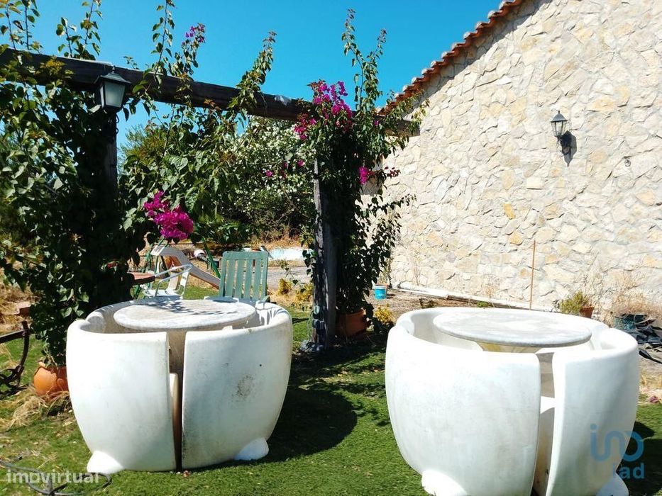 Casa / Villa T4 em Abrantes (São Vicente e São João) e Alferrarede de