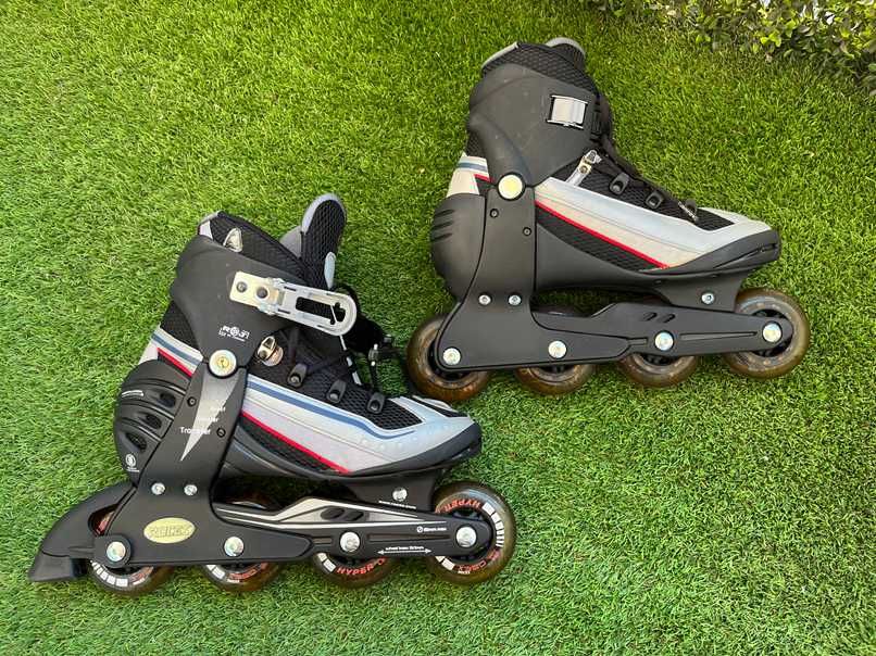 Patins em linha Roces como novos