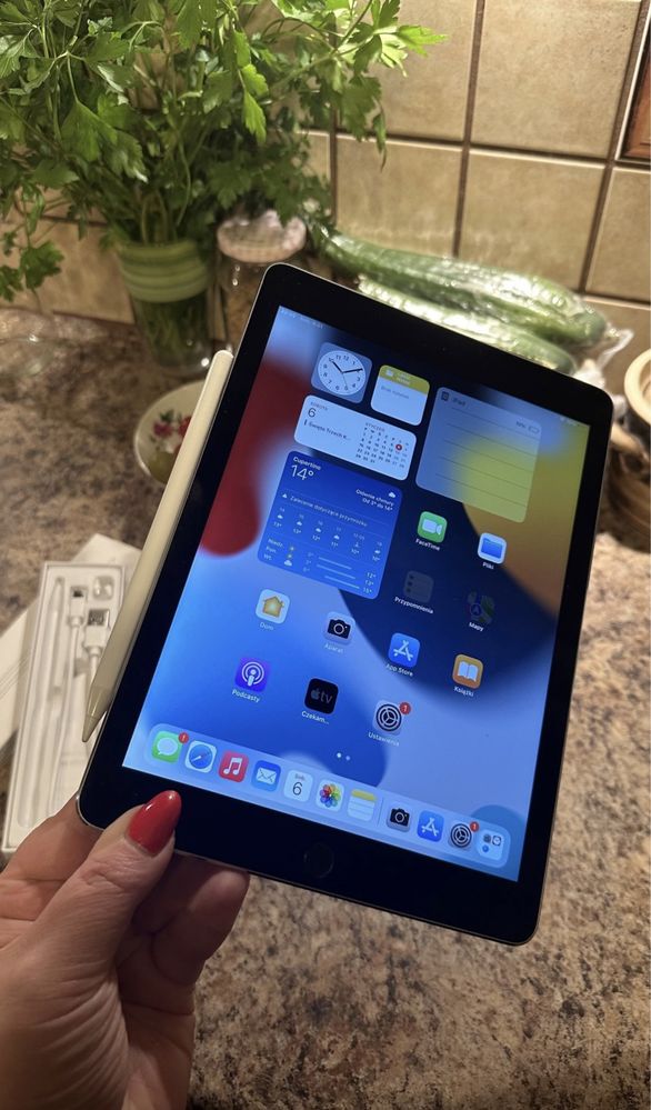 Tablet iPad Apple Retina TOUCH ID + nowy rysik