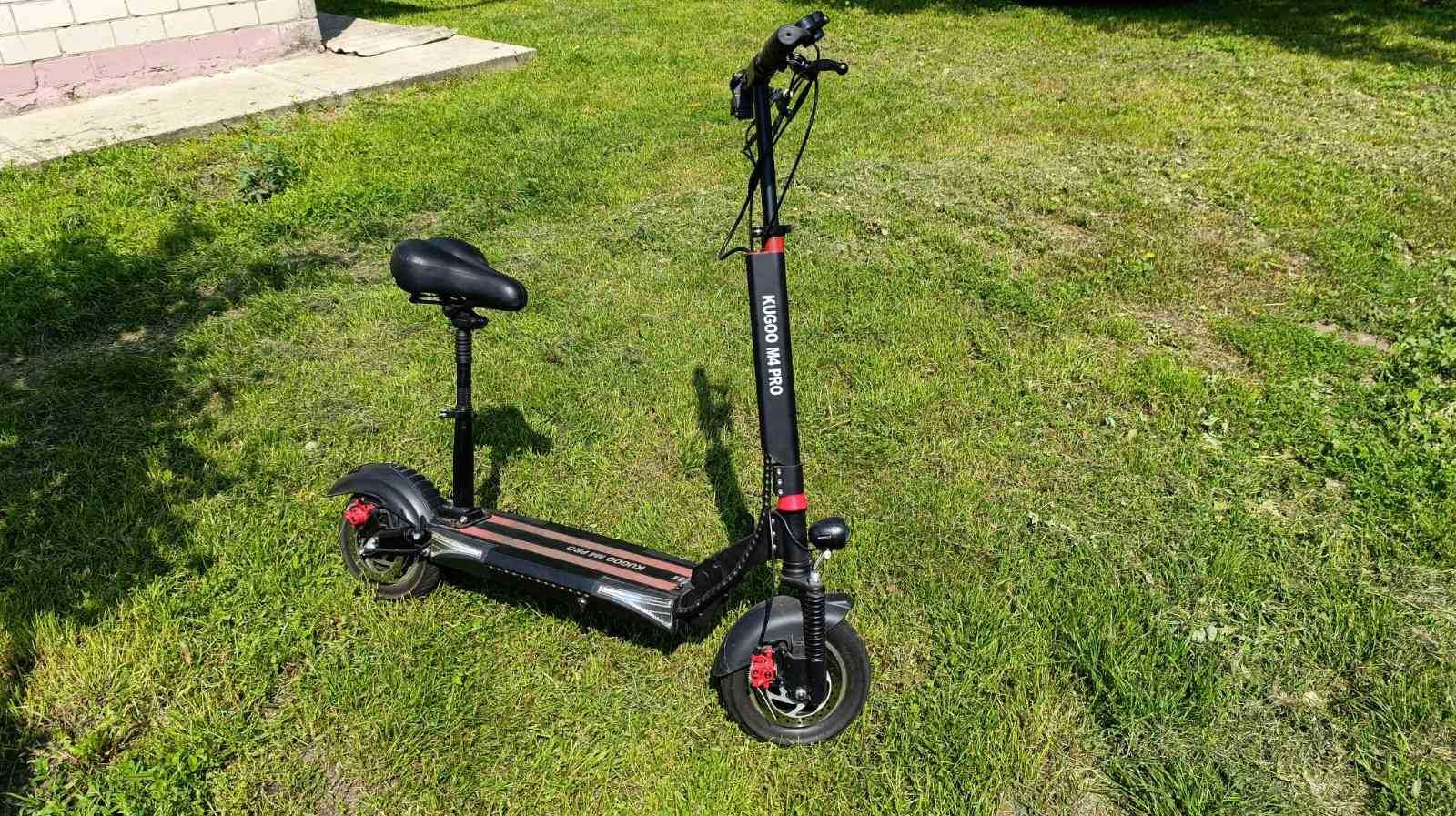 Продам электросамокат KUGOO M4 PRO