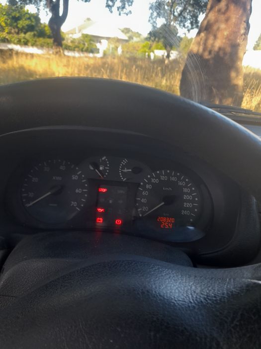 Renault 1.2 16v económico