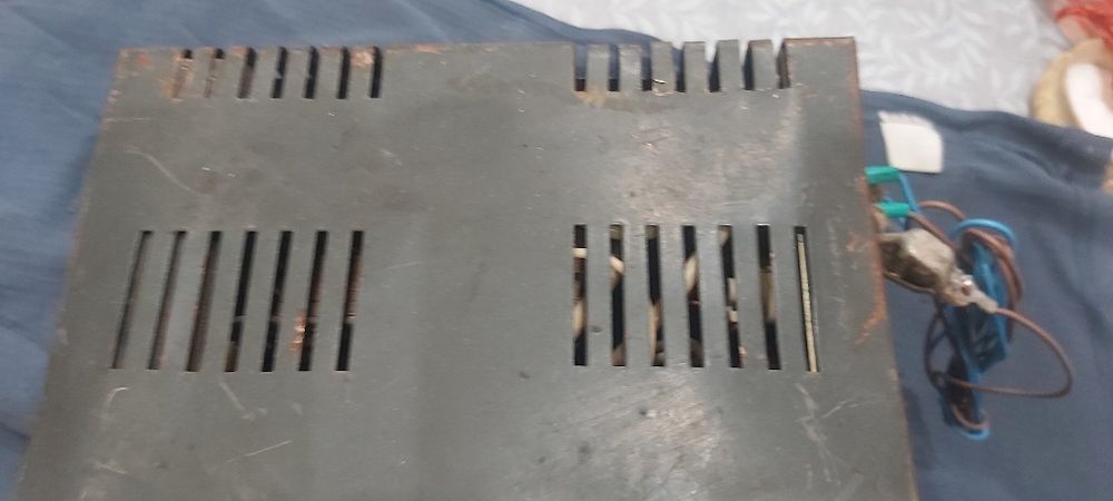 Продам зарядное устройство СССР