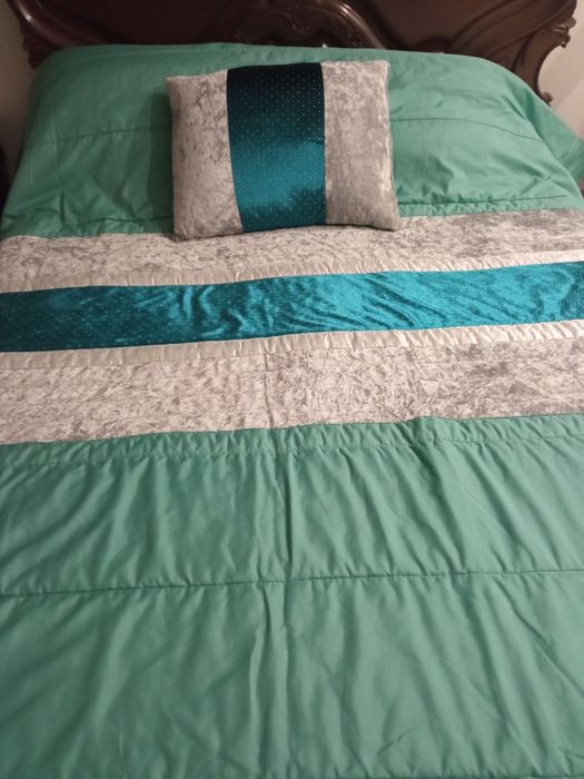 Colcha + almofada - para cama de solteiro