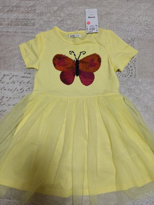 Сукні літні 110-116см. Плаття 122см