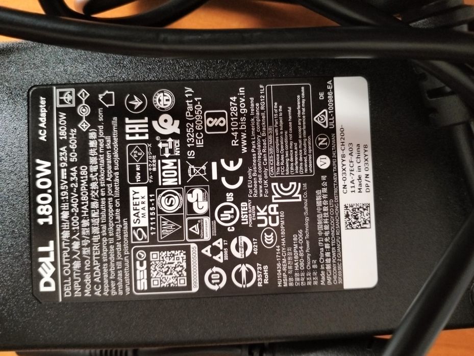 Док станція Dell