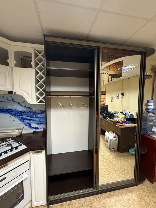 Шкаф- купе для дома и офиса