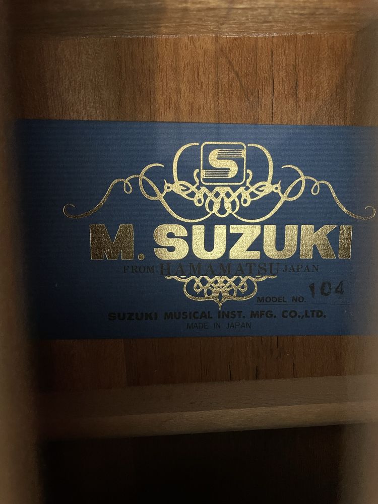 Guitarra clássica M. Suzuki