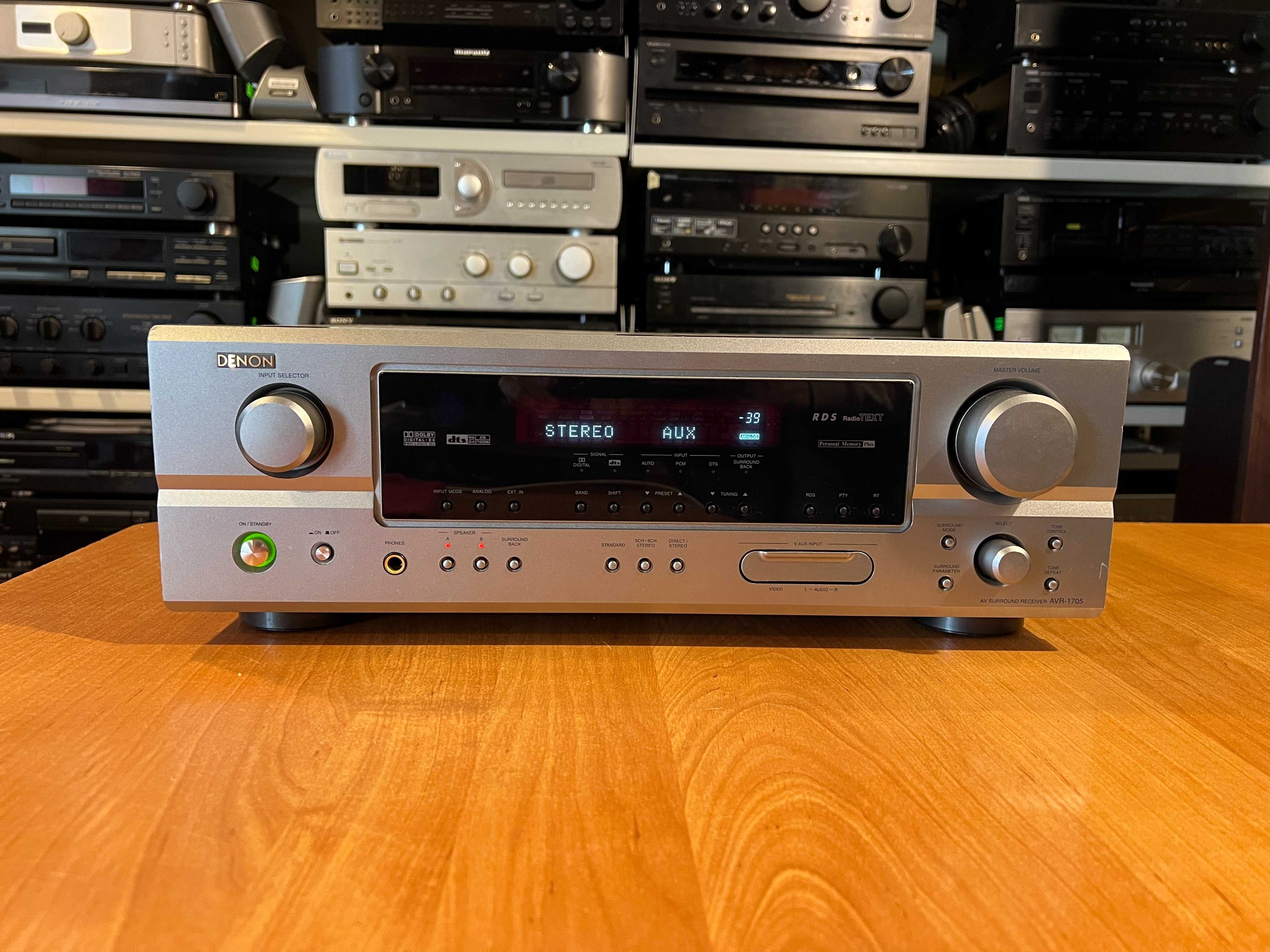 Amplituner Denon AVR-1705 Audio Room
