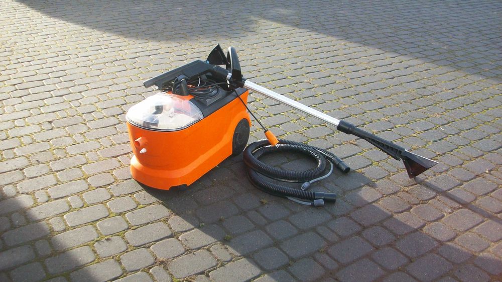 karcher PUZZI 100 - odkurzacz piorący Puzzi 10/1