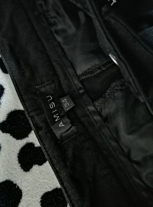 NEW YORKER _ spodnie zwężane rurki cygaretki skinny z wstawką zamszową