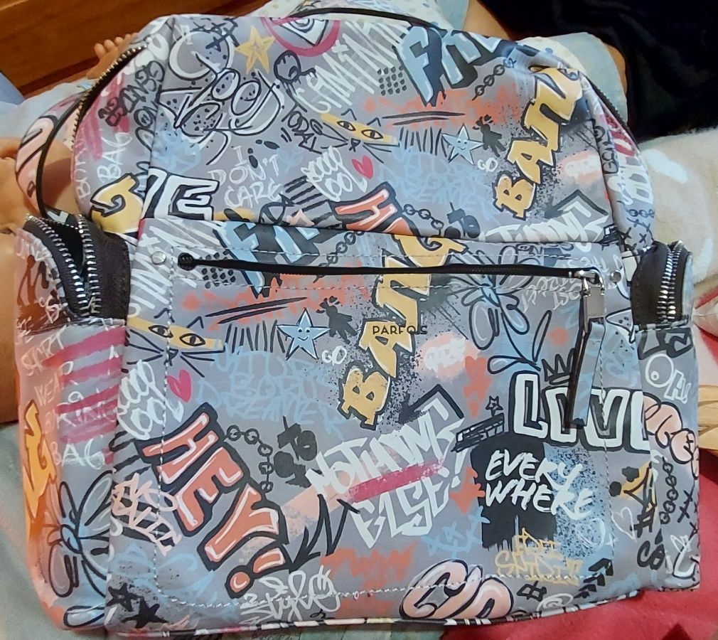 Mochila nova da parfois