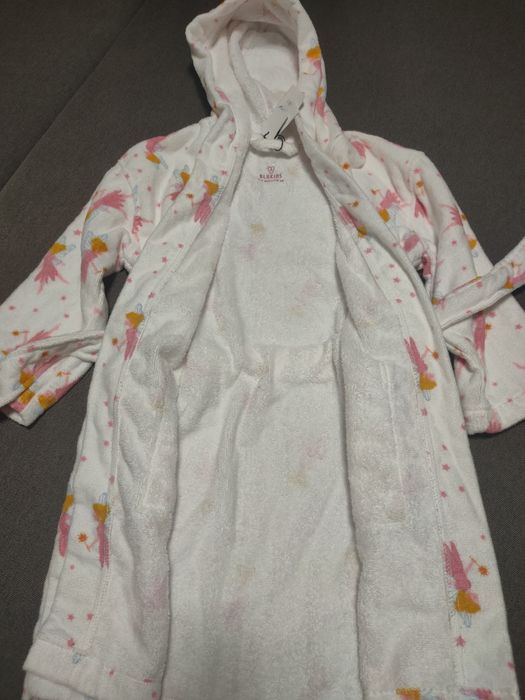 Махровий халат для дівчинки . Розмір 116