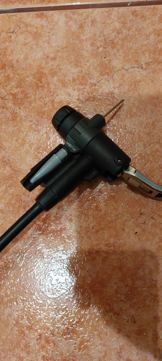 Pompka ręczna auto rower piłka materac