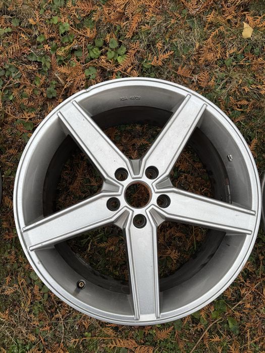 Komplet felg 18 8j 5x112