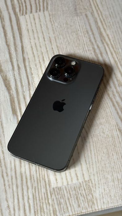 iPhone 13 Pro 256 GB Grafitowy stan BDB bateria 83%