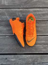 Turfy Piłkarskie Nike Mercurial rozm. 40