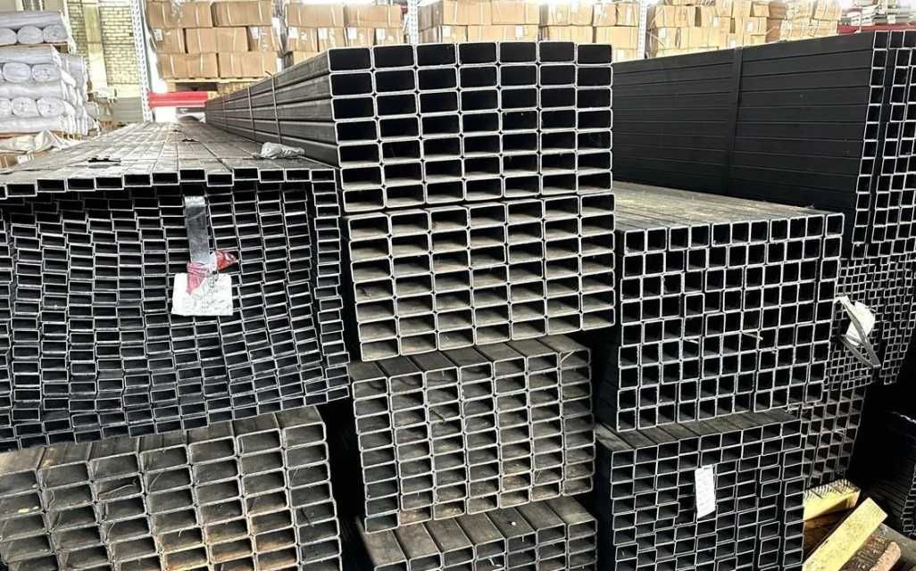 Арматура оптом D240 низькі ціни Профільна профильная труба уголок лист