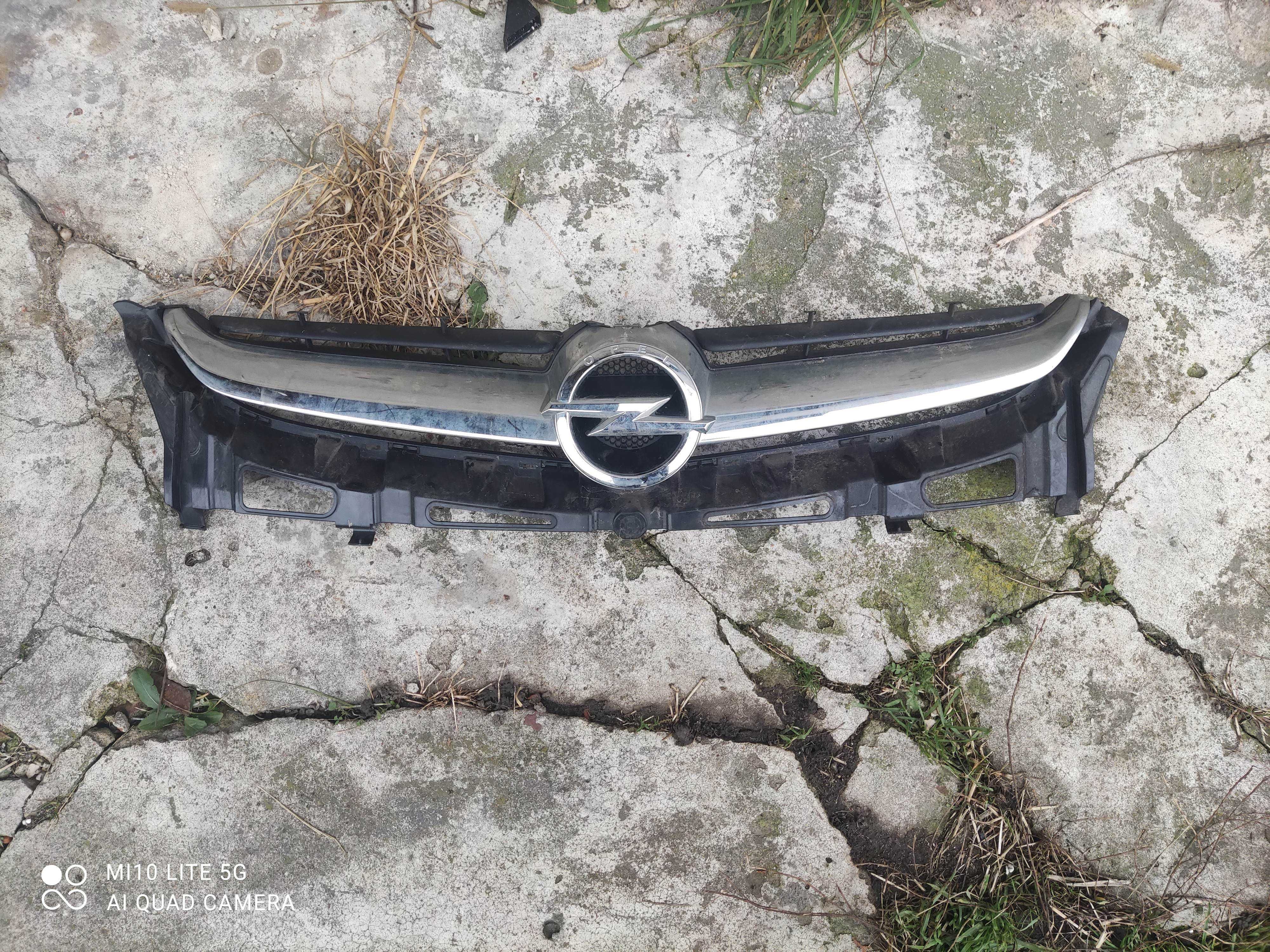 opel astra J IV Grill atrapa listwa chrom LIFT