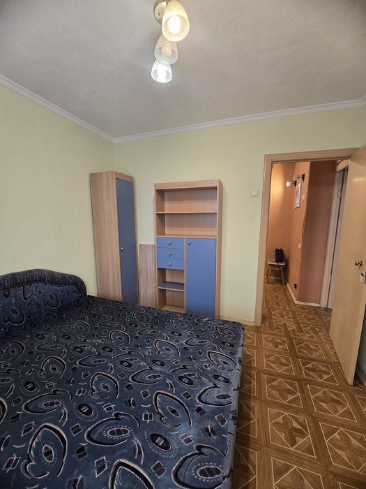 Сдам 2х комнатную у входа в метро Салтовская