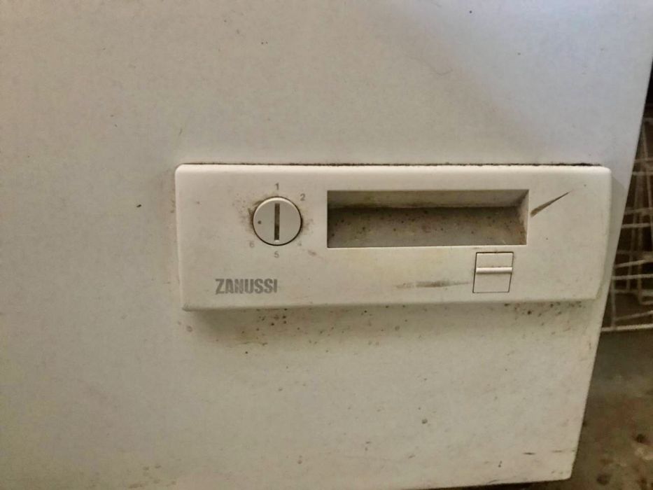 Морозилка закритого типу