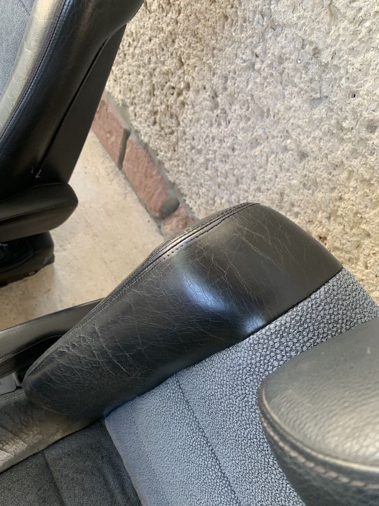 Сидіння BMW e34